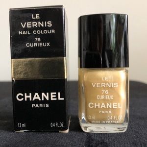 Chanel Le Vernis 76 Curieux
